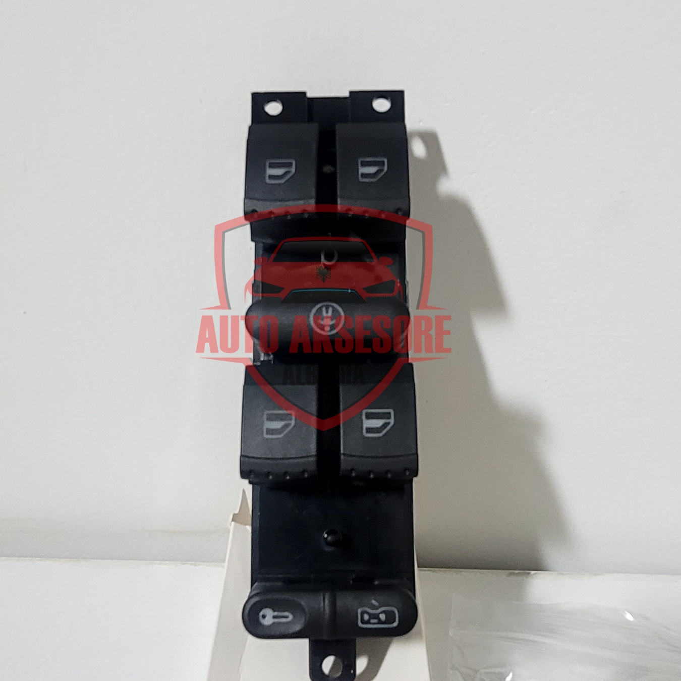 Butona Xhami Golf 4, Passat