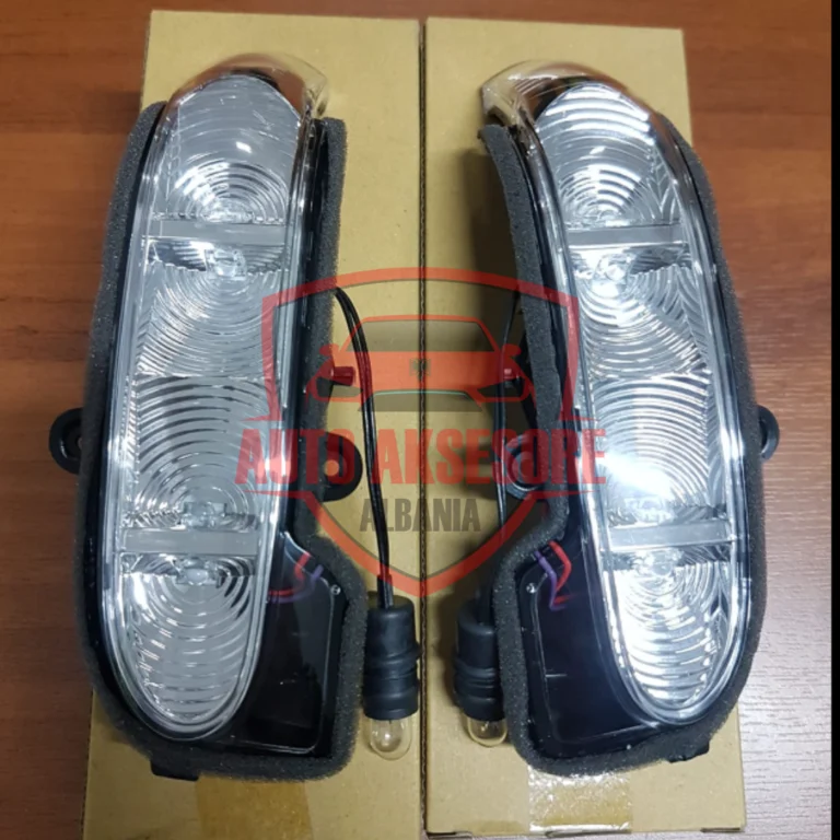 Sinjale pasqyre per E Class W211