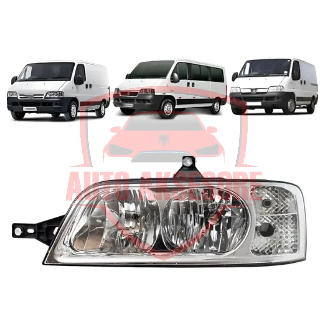 Fener për Citroën Jumper, Fiat Ducato dhe Peugeot Boxer është një pjesë zëvendësuese cilësore që rikthen ndriçimin dhe pamjen origjinale të pjesës së përparme të automjetit. Ky fener për Ducato, Jumper dhe Boxer është i prodhuar nga marka DEPO, e njohur për prodhimin e fenerëve dhe pjesëve të ndriçimit me standarde të larta dhe cilësi të krahasueshme me pjesët origjinale. Ky model feneri është projektuar për përputhshmëri me disa automjete të të njëjtës platformë si Fiat Ducato, Citroën Jumper dhe Peugeot Boxer, të cilat janë zhvilluar në bashkëpunim nga prodhuesit dhe përdorin shumë komponentë të përbashkët në pjesët e trupit dhe ndriçimit. Falë dizajnit sipas specifikave të fabrikës, drita e përparme për Ducato, Jumper dhe Boxer vendoset lehtësisht në vendin e fenerit ekzistues pa pasur nevojë për modifikime. Instalimi është praktik dhe i shpejtë, duke e bërë këtë produkt ideal për zëvendësimin e fenerit të dëmtuar, të zverdhur ose të konsumuar. I prodhuar nga material cilësor dhe rezistent, ky fener siguron shpërndarje të mirë të dritës dhe dukshmëri të qartë gjatë drejtimit në kushte të ndryshme rrugore dhe atmosferike. Ndërtimi i fortë garanton jetëgjatësi dhe rezistencë ndaj kushteve atmosferike si shiu, dielli dhe temperaturat e ndryshme. Feneri DEPO për Citroën Jumper, Fiat Ducato dhe Peugeot Boxer mund të blihet sipas nevojës tuaj pasi shitet me copë ose me set (çift). Çmimi i dhënë është për një copë (1 copë).